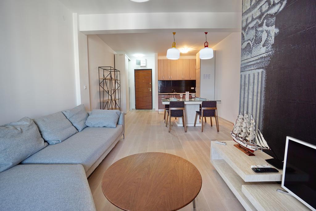 Budva Bay Breeze Apartments Eksteriør billede