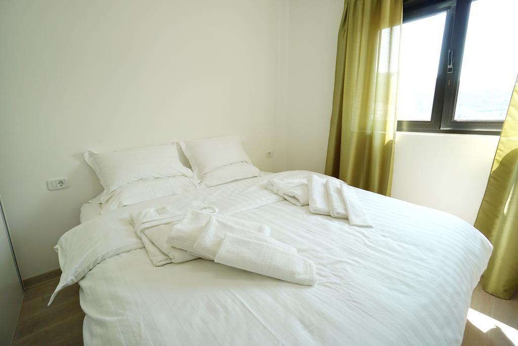Budva Bay Breeze Apartments Eksteriør billede