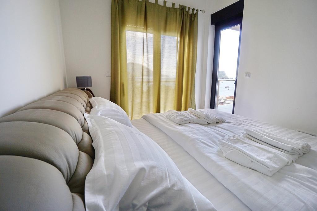 Budva Bay Breeze Apartments Eksteriør billede