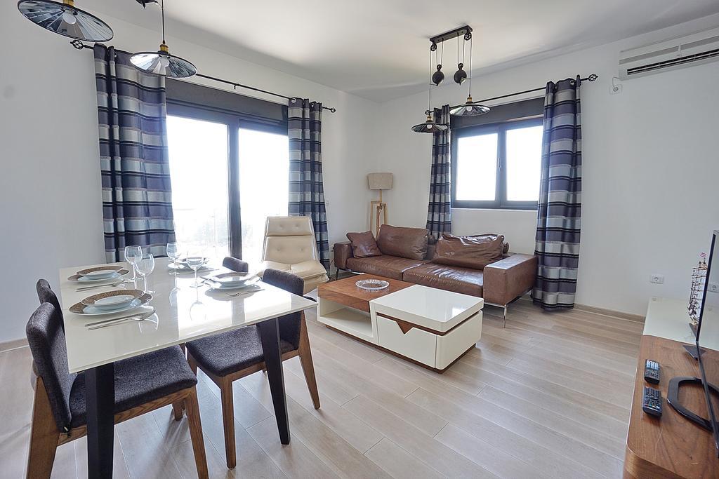Budva Bay Breeze Apartments Eksteriør billede