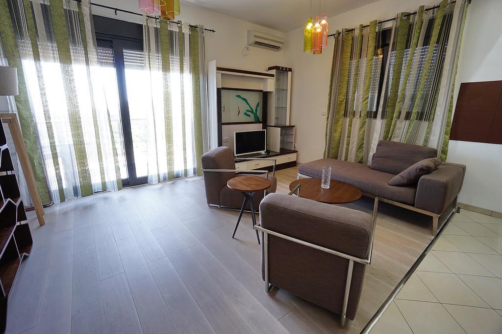 Budva Bay Breeze Apartments Eksteriør billede