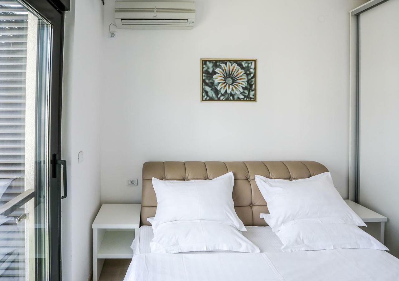 Budva Bay Breeze Apartments Eksteriør billede